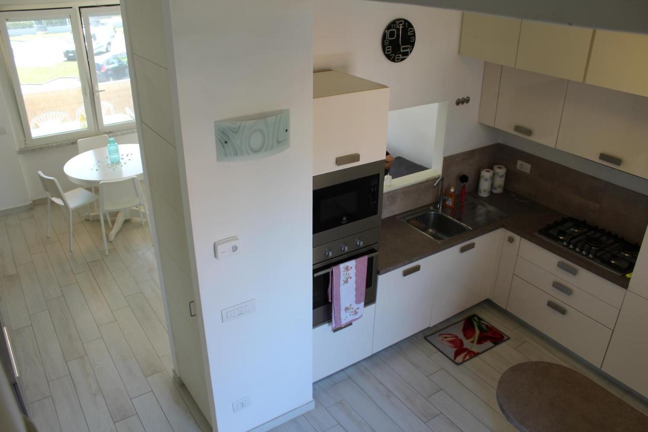 La Ca' Al Mare Apartment การ์รารา ภายนอก รูปภาพ