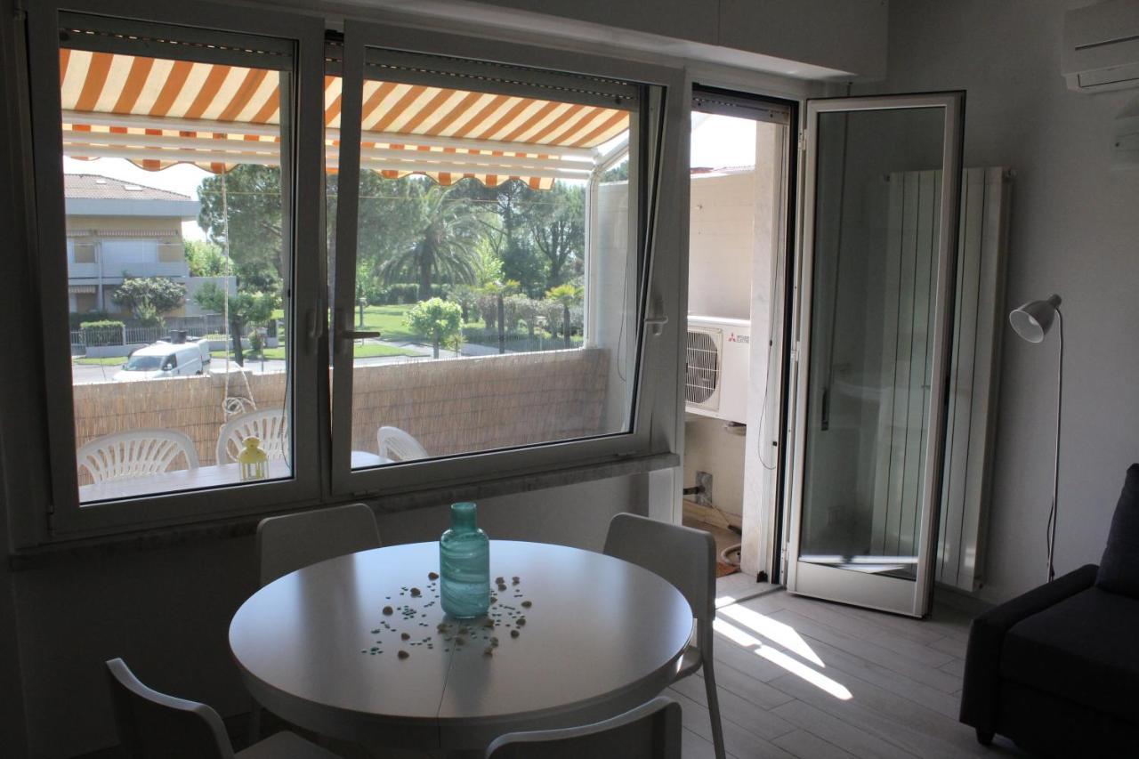 La Ca' Al Mare Apartment การ์รารา ภายนอก รูปภาพ