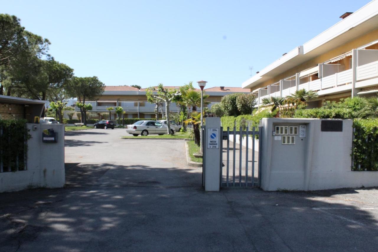 La Ca' Al Mare Apartment การ์รารา ภายนอก รูปภาพ