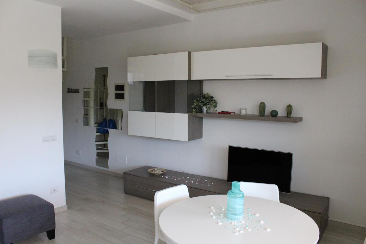 La Ca' Al Mare Apartment การ์รารา ภายนอก รูปภาพ
