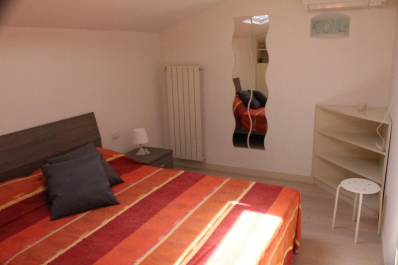 La Ca' Al Mare Apartment การ์รารา ภายนอก รูปภาพ