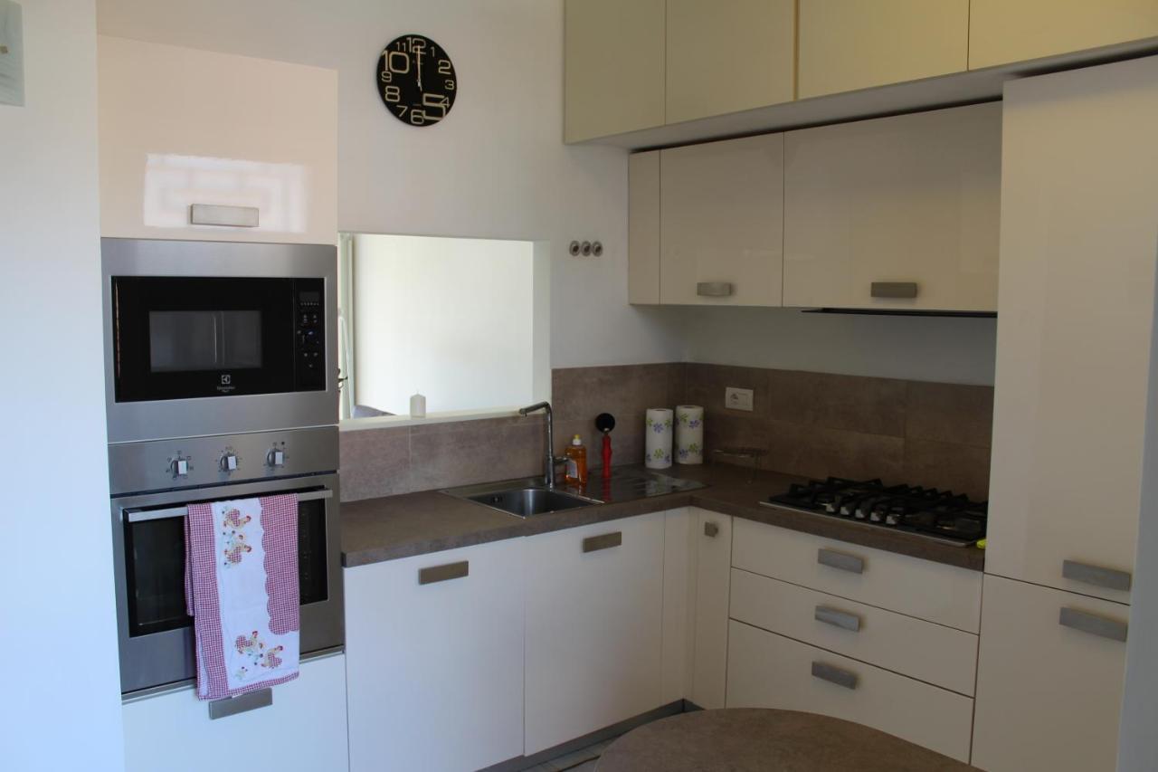 La Ca' Al Mare Apartment การ์รารา ภายนอก รูปภาพ